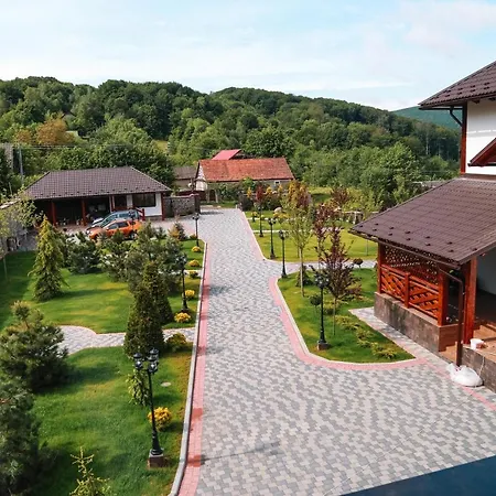 баймонт * Sinyak (Transcarpathia)