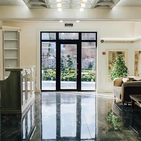 Отель баймонт Синяк