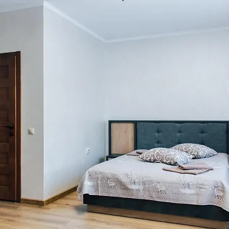 баймонт Hotel *