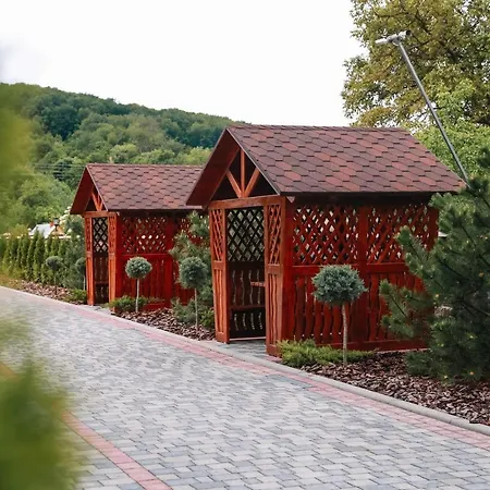 баймонт Отель *