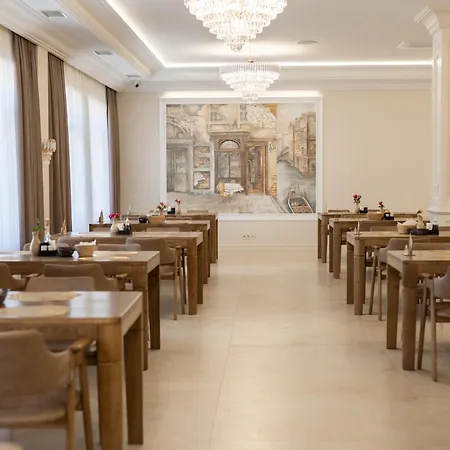 баймонт Hotel